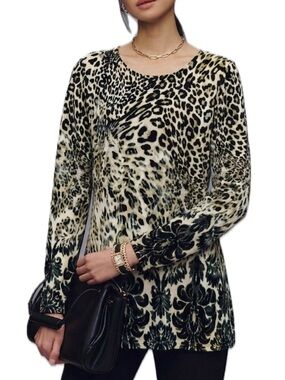 Chico’s Travelers Leopard Damask Print Tunic Top Size 1 Medium Long Sleeve Tee